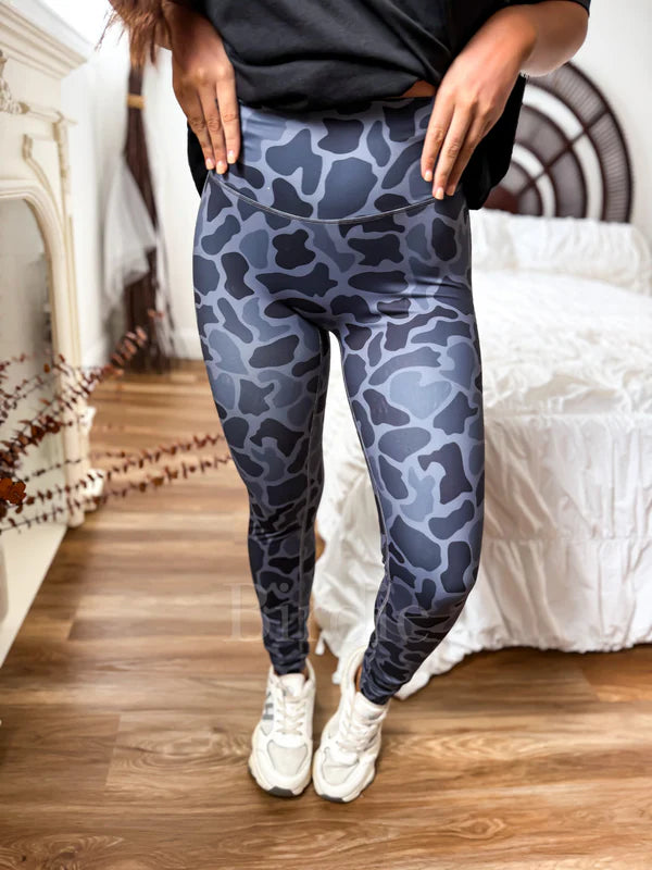 Blackout Duck Camo Leggings