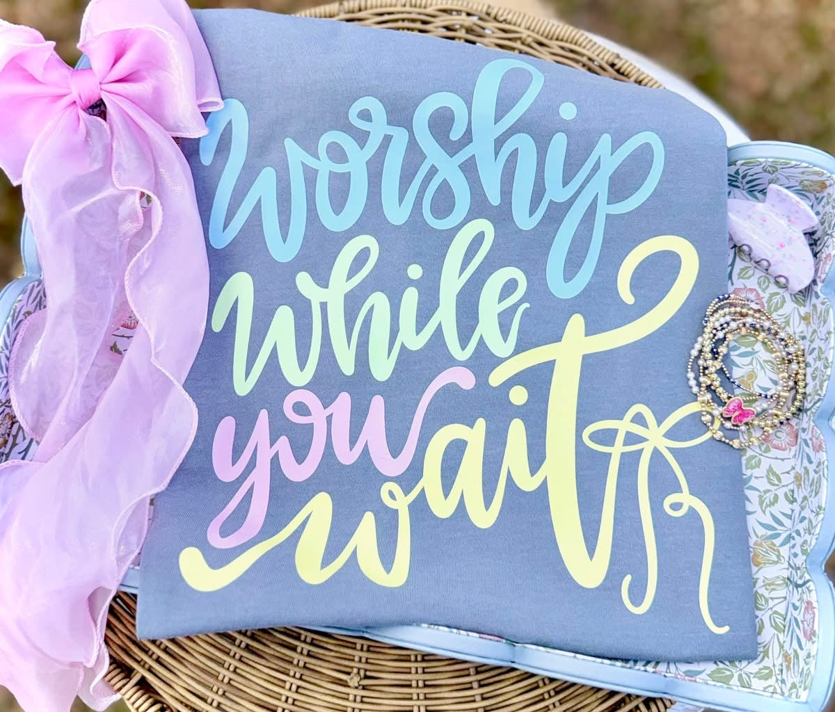 Worship While You Wait